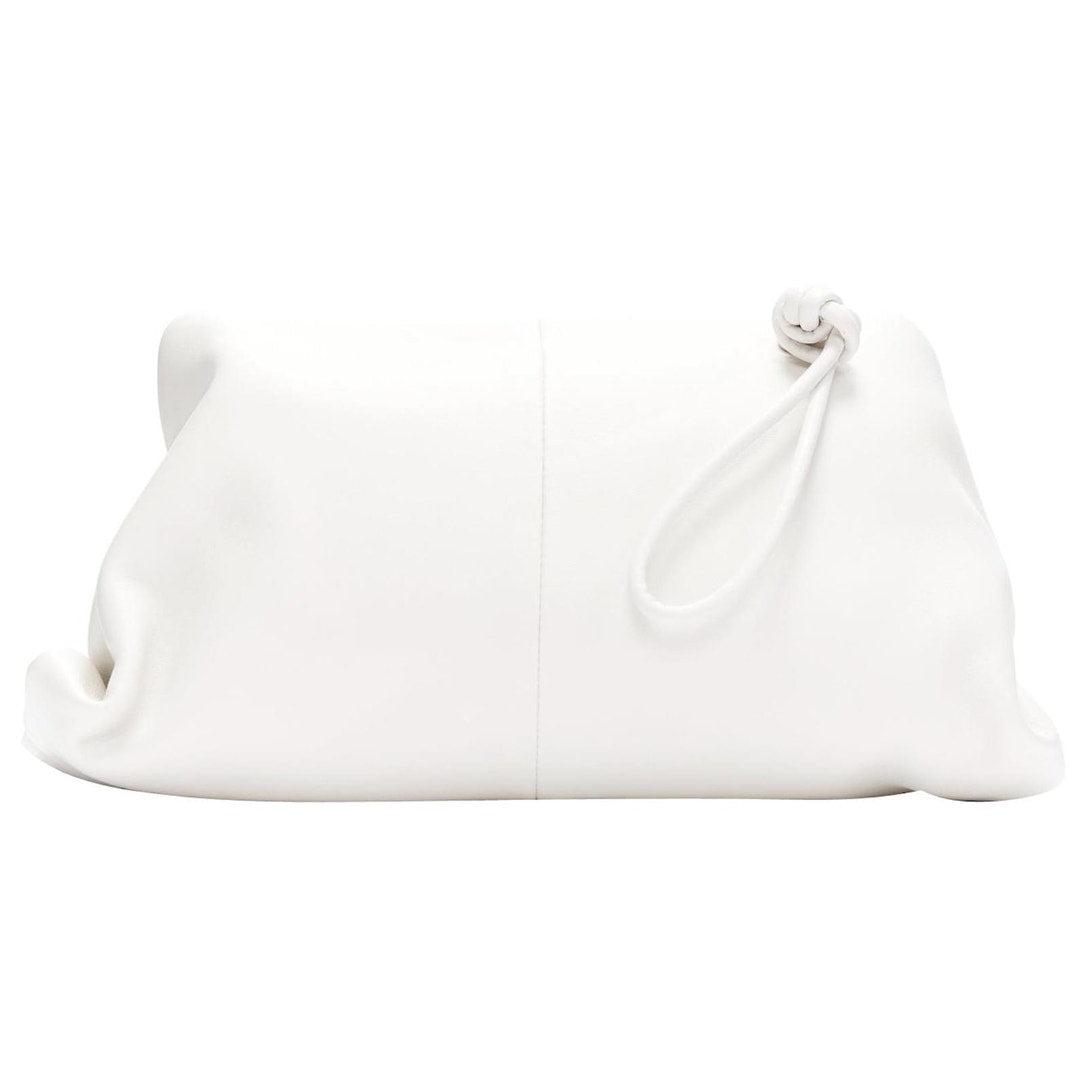 Bottega Veneta Trine Triangle Clutch in White Leather | Daniel Lee Era Bottega Veneta