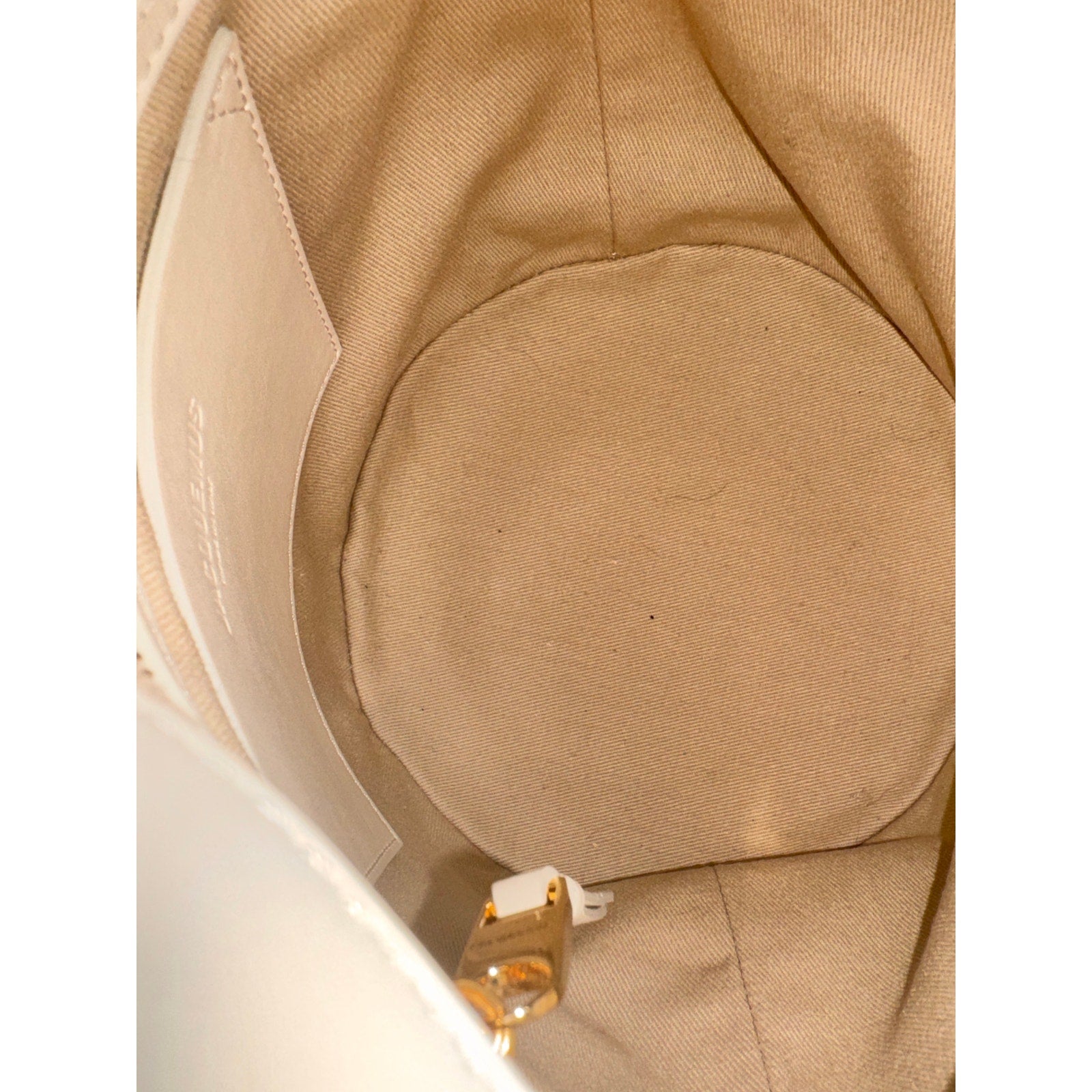 Jacquemus Le Petit Tourni Large Bucket Bag in Ivory – Calf Leather Jacquemus