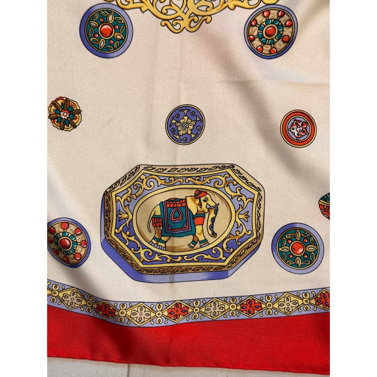 Hermès “Théières” Teapots Silk Scarf – Red Porcelain Print – Cathy Latham – 90 cm Hermès