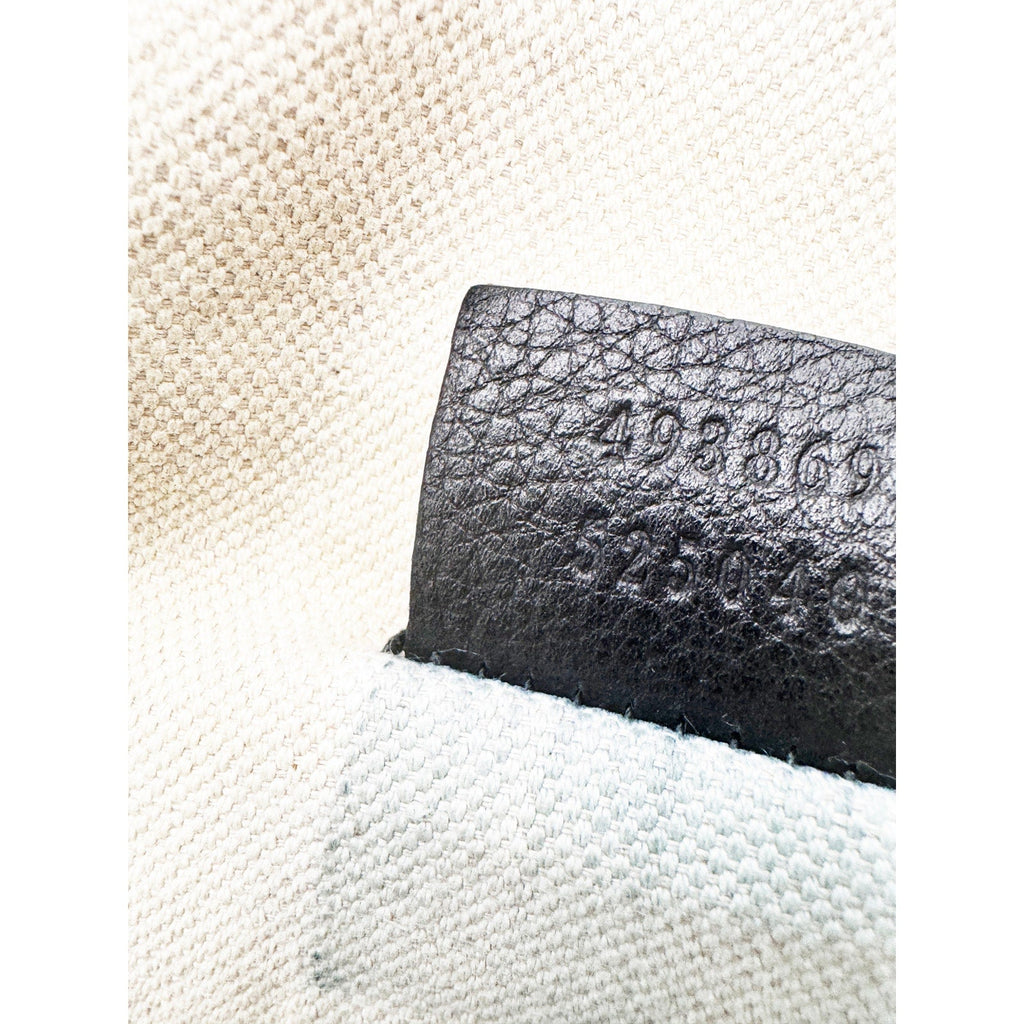 Gucci Logo Belt Bag in Black Calfskin Leather – Medium Size Gucci