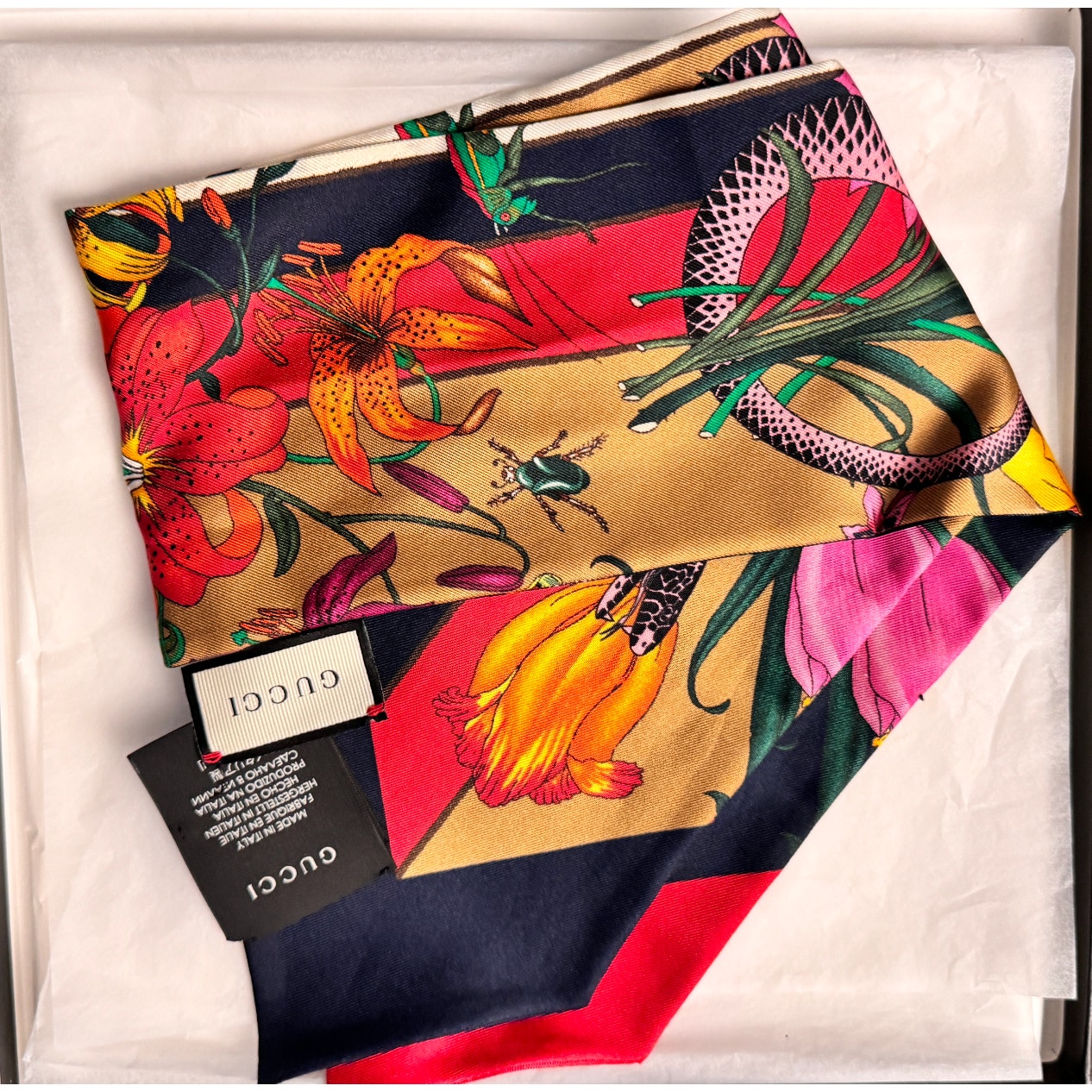 Gucci Silk Flora Snake Twill Neck Bow Scarf in Red & Blue – With Box Gucci