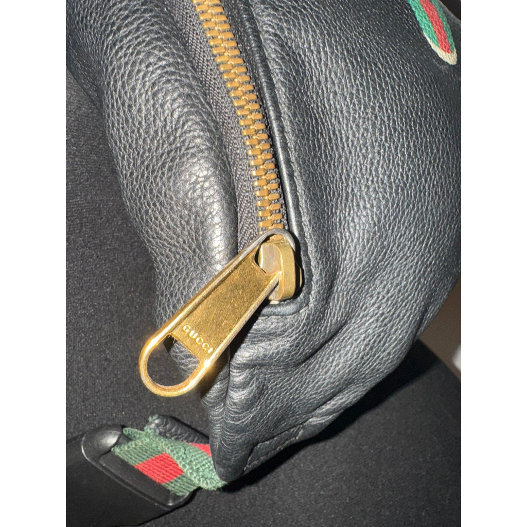 Gucci Logo Belt Bag in Black Calfskin Leather – Medium Size Gucci