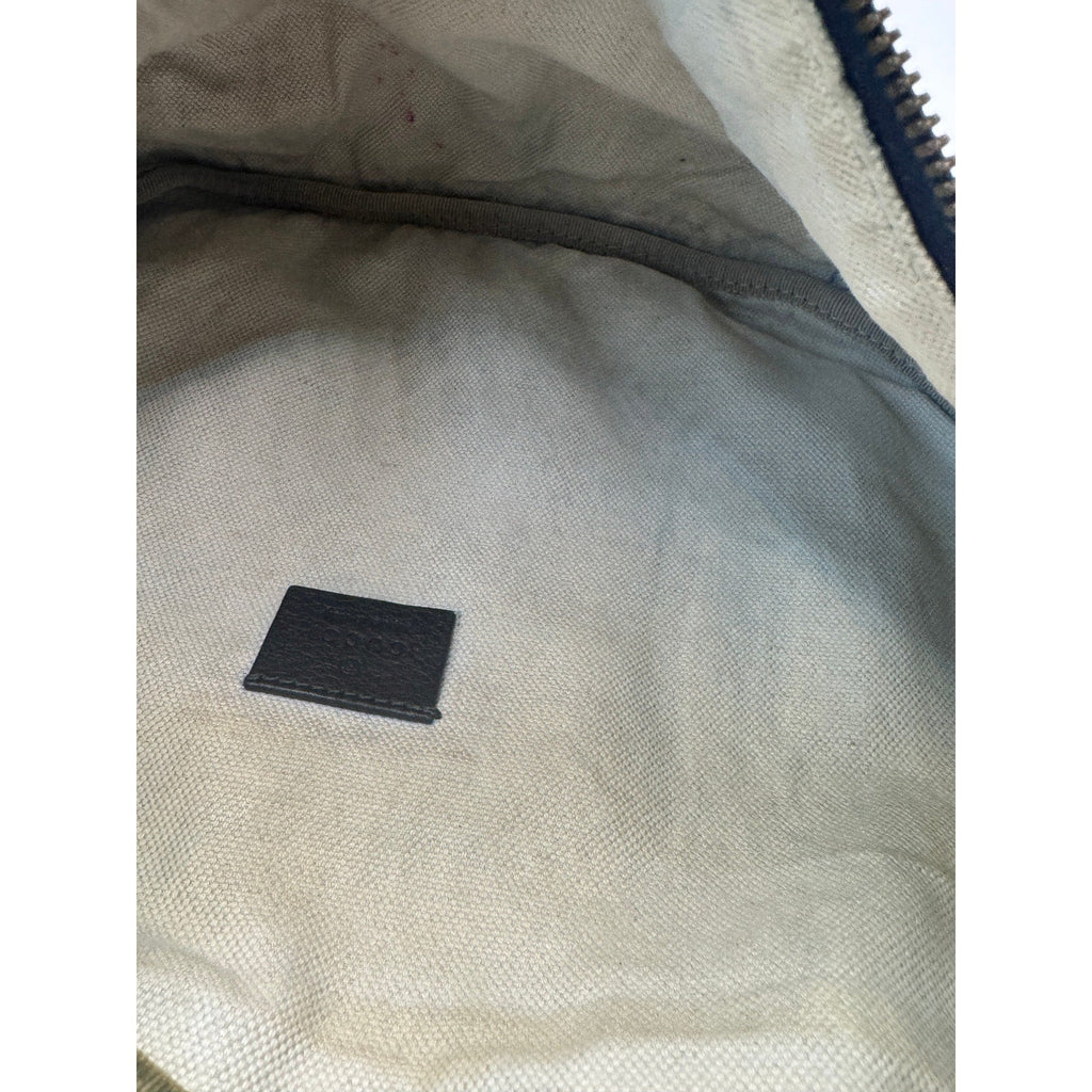 Gucci Logo Belt Bag in Black Calfskin Leather – Medium Size Gucci