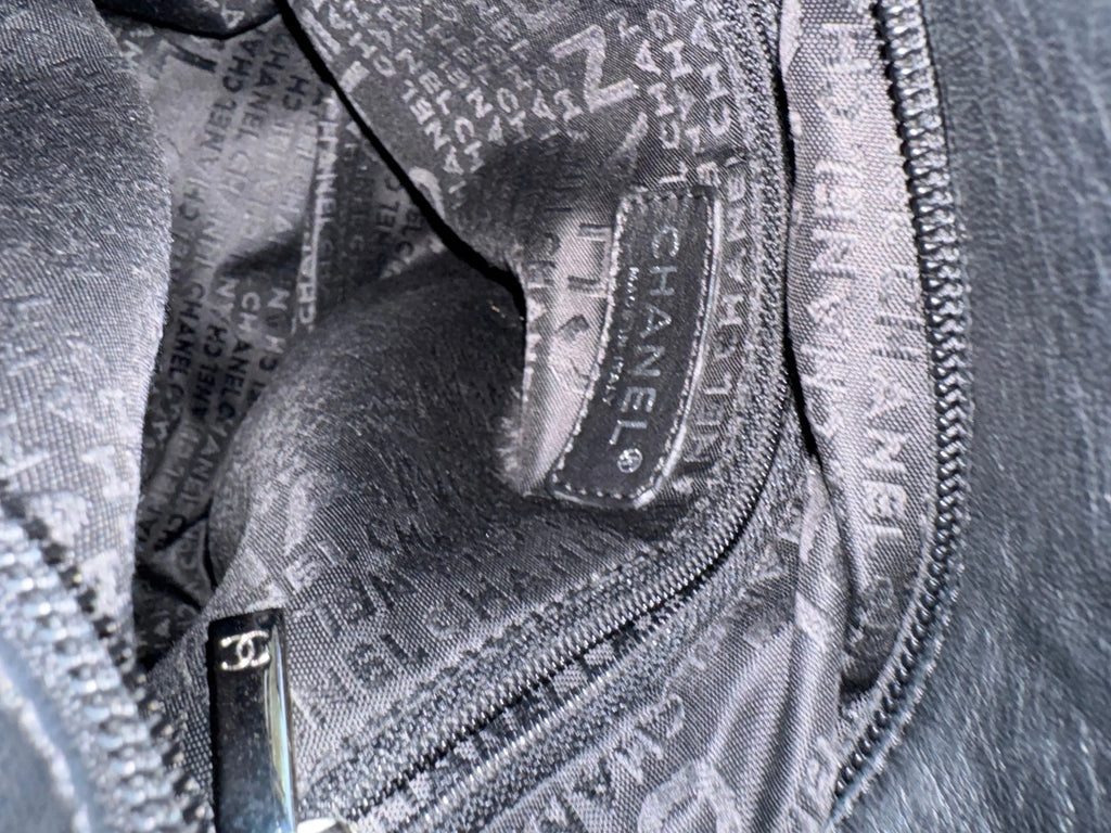 CHANEL Modern Hobo Chain Around Slouch Bag Purse Lamb Leather - Vault No9