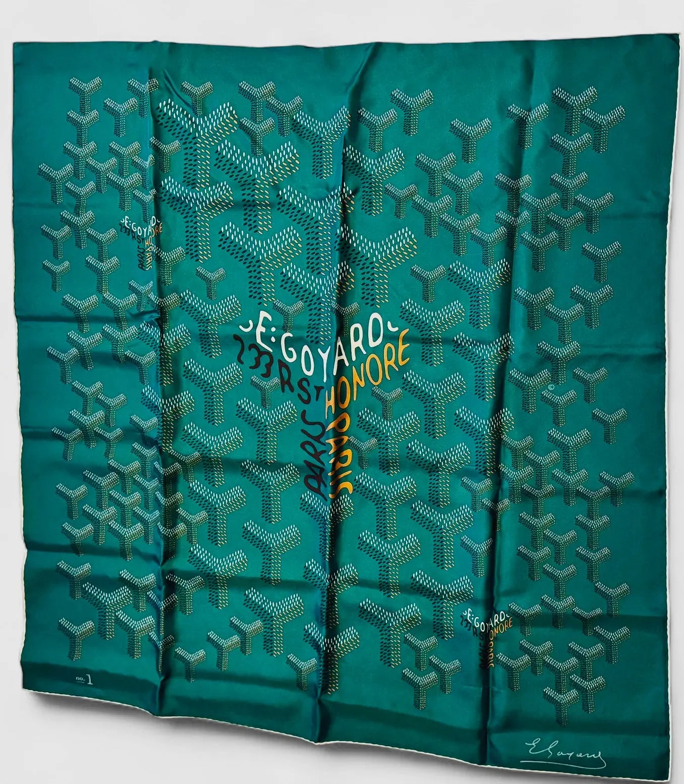 Goyard Scarf N°1 – Green Silk Square with Chevron Print, Made in France Goyard