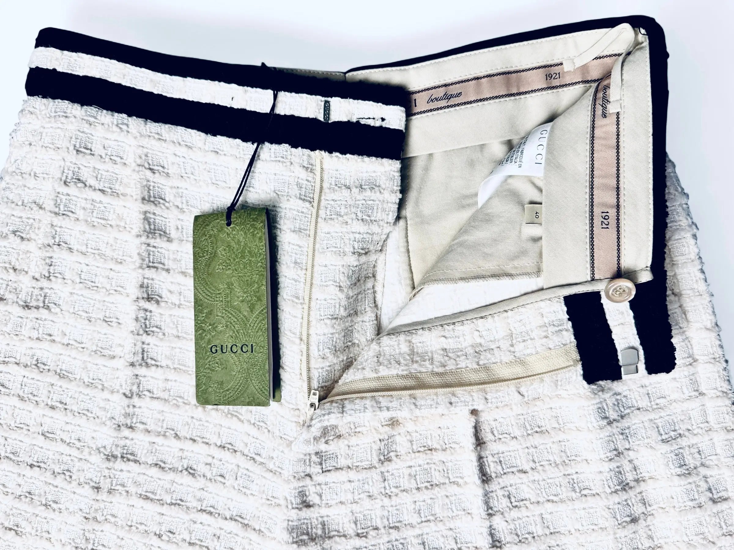 Gucci waffle-effect textured shorts - Vault No9