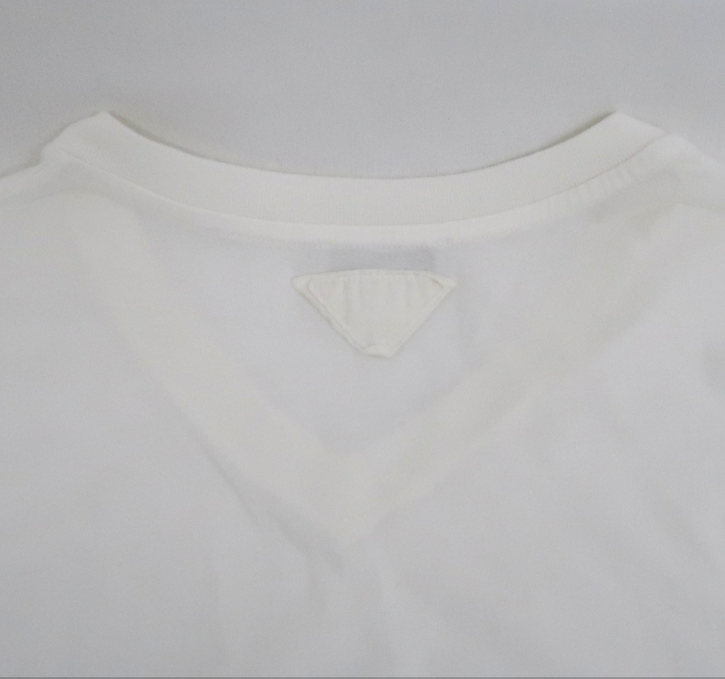 Prada Men’s White V-Neck T-Shirt – Model UJM493 S151, Size XXL Prada