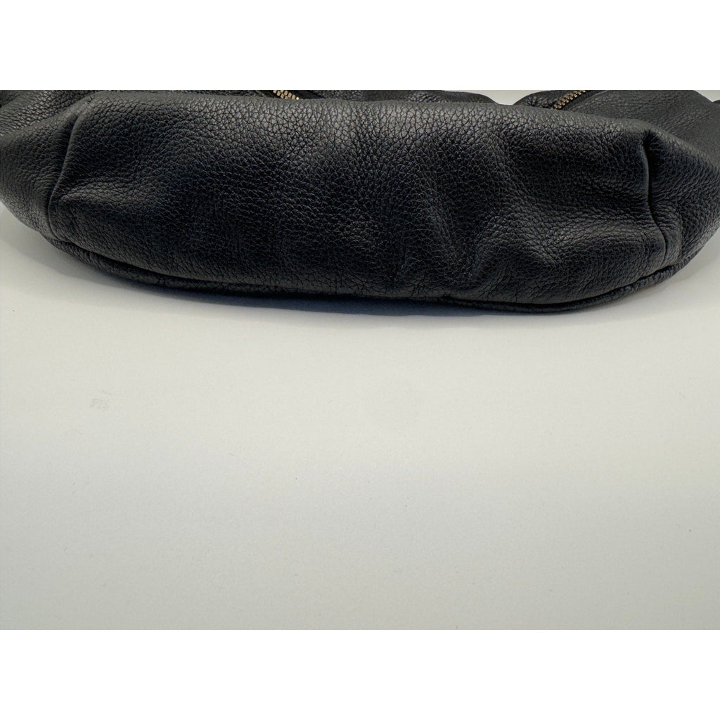 Gucci Logo Belt Bag in Black Calfskin Leather – Medium Size Gucci