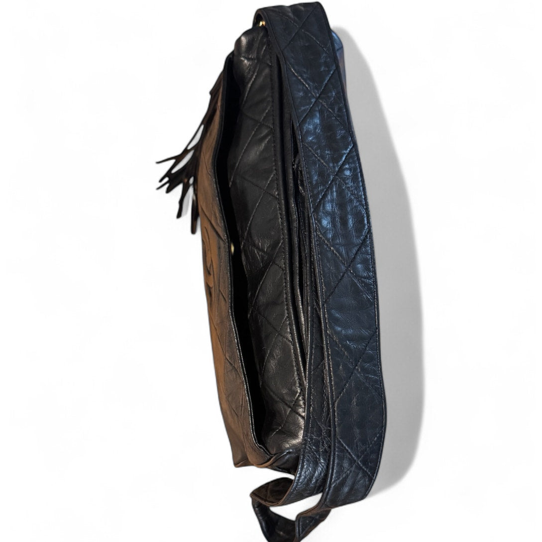 CHANEL Vintage Diamond CC Quilted Large Lambskin Camera BagGold Hardware Chanel